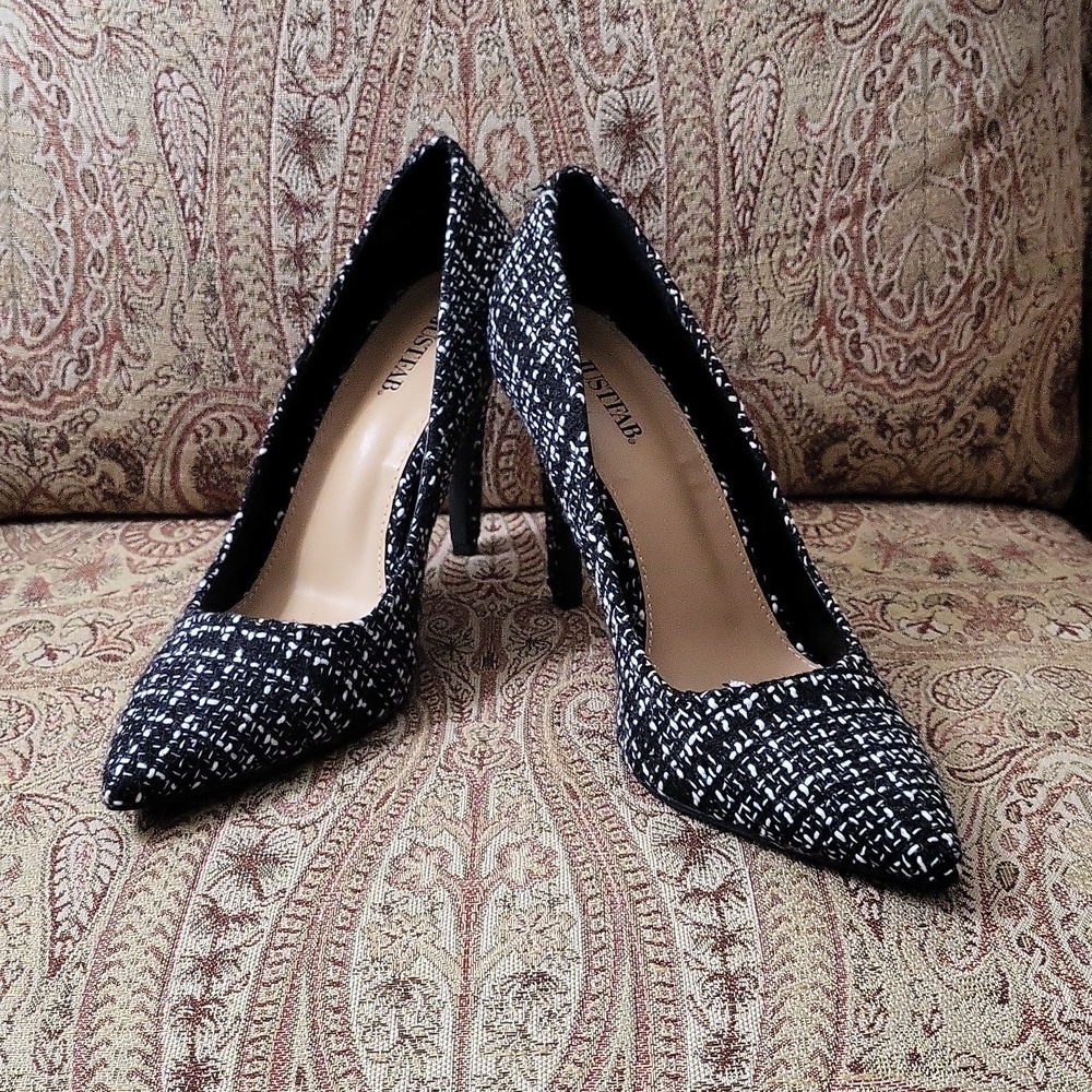 JustFab Monochrome Tweed Giselle Pointed Toe Heels - Size 8.5